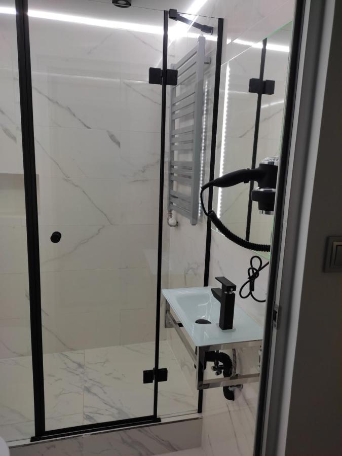 Jacuzzi Apartment Zen Краков Экстерьер фото